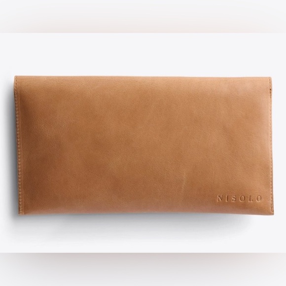 Nisolo Luisa Leather Clutch Almond Tan - Picture 7 of 15
